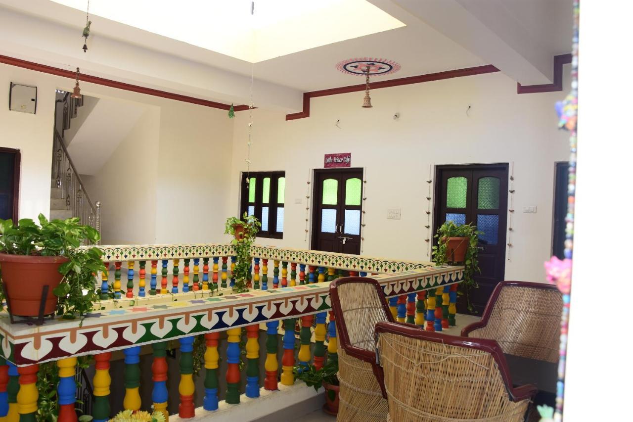 Little Prince Cafe & Room Pushkar Exterior foto